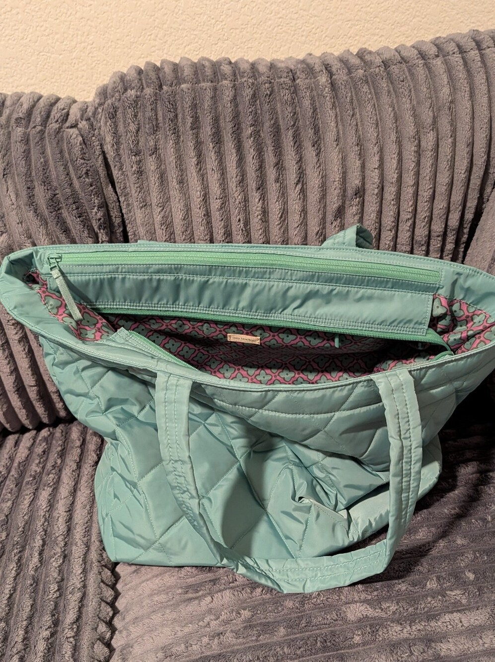 Vera Bradley Green Nylon Quilted Tote Bag - Picture 2 of 4